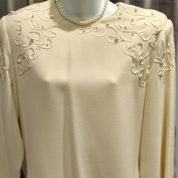 Retro Dress 🌷▶️❤️🛍️👑 - Picture 3 of 5